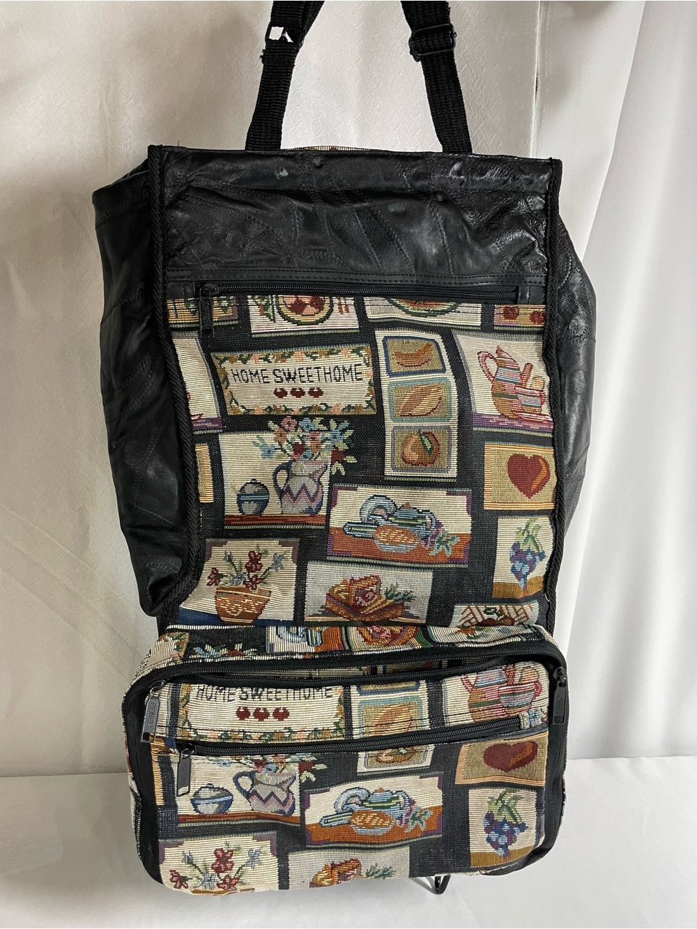 VTG Lid'i Dolly's 24" Leather
Rolling Shopping Bag
Tapestry Foldable Wheels
NWT